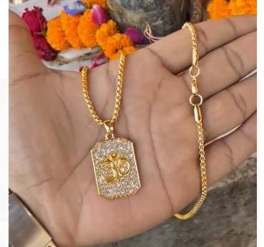 Gold-Plated Om Pendant with Chain – Diamond-Studded Alloy for Men