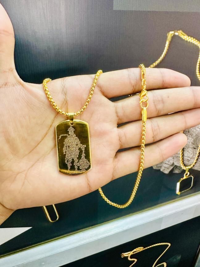Hanuman Chalisha Pendant with ChainHanuman Chalisa Pendant with Chain β Gold Plated Spiritual Jewelry for Men (Pack of 1)