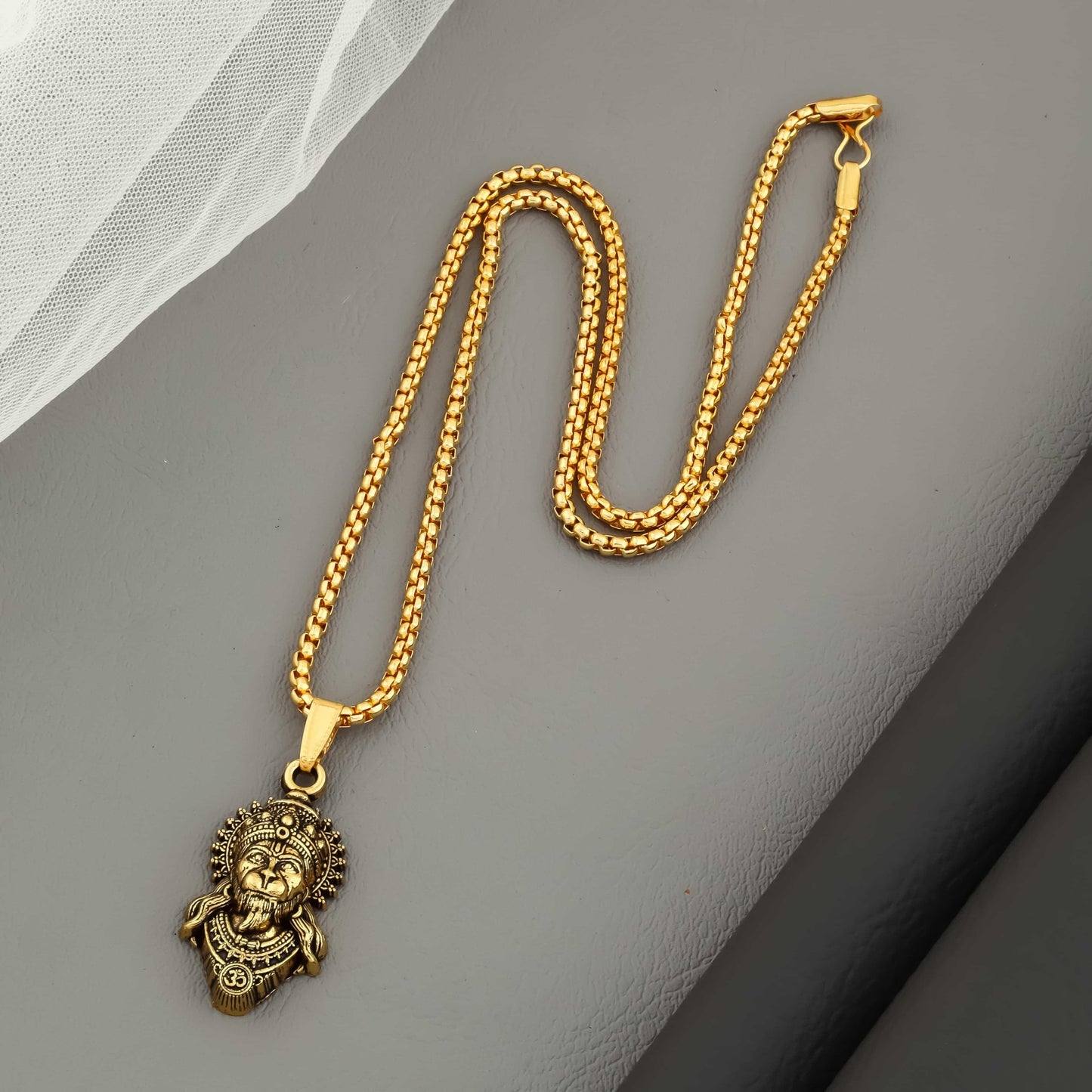 Lord Hanuman Pendant with Chain – Divine Strength & Protection Jewelry (Pack of 1)